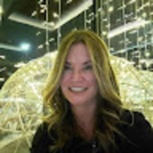 Meet your Posher, Debi